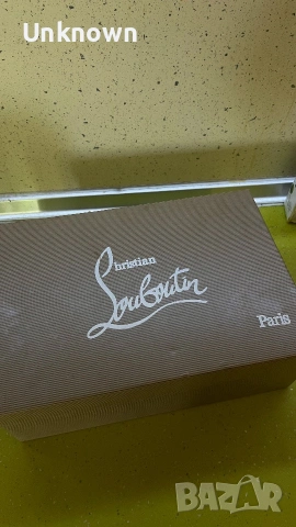 Christian Louboutin обувки