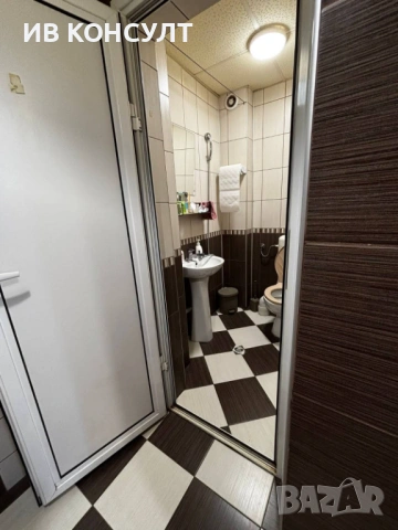 Търговско помещение под наем, снимка 5 - Магазини - 54343583