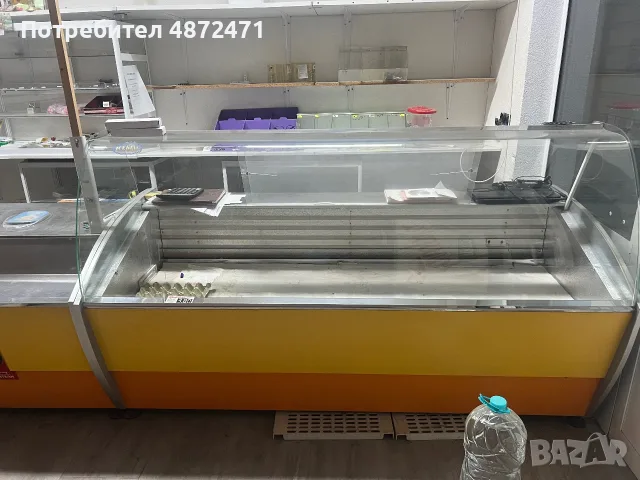 Продава се оборудване за хранителен магазин , снимка 3 - Витрини - 55342703