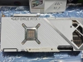 Nvidia Asus Rog Strix RTX 3090 24gb White Edition, снимка 4