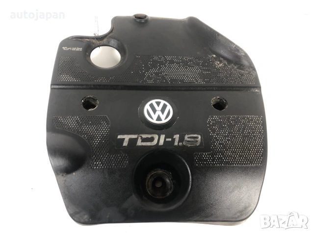 Декоративна кора над двигателя за Volkswagen Golf 4 1.9 02г.