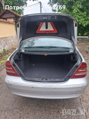 Mercedes C 200, снимка 10 - Автомобили и джипове - 54686558
