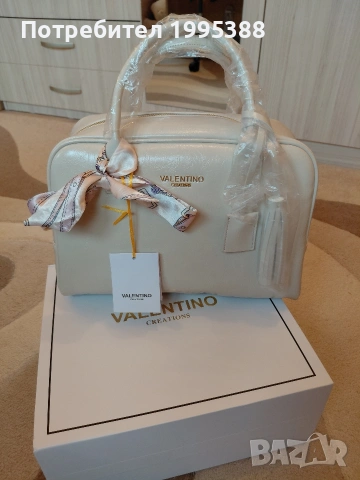Нова дамска чанта Valentino, снимка 2 - Чанти - 54510387