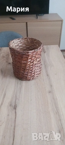 Плетен кош за чадъри 