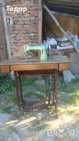 Продавам шевна машина Husqvarna typ18, снимка 4 - Шевни машини - 55250455