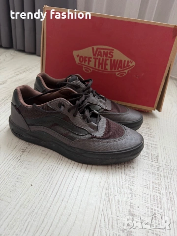 Vans обувки, снимка 2 - Спортни обувки - 55000580