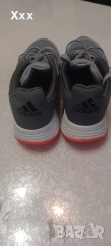 Маратонки Adidas, снимка 3 - Детски маратонки - 54525738