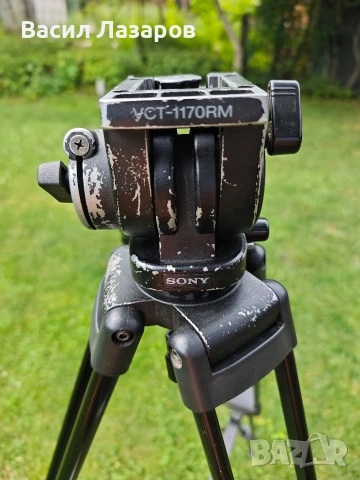 Статив SONY VCT-1170 RM , снимка 3 - Чанти, стативи, аксесоари - 55134659
