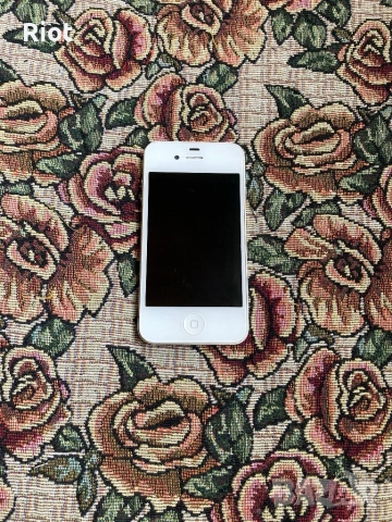 Продавам iPhone 4, снимка 2 - Apple iPhone - 54627367