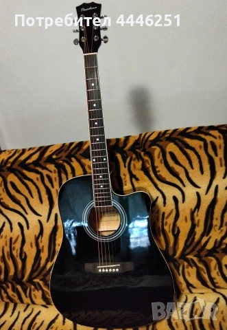 Продавам електро акустична китара Pasadena SG028C-BK с Fishman 301