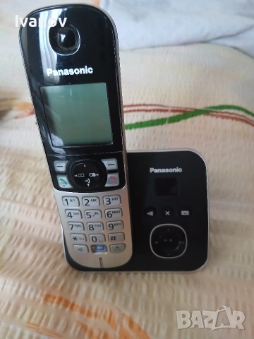 Стационарен безжичен телефон Panasonic KX-TG6821 с телефонен секретар (Пълен комплект с кутия), снимка 5 - Стационарни телефони и факсове - 54755006