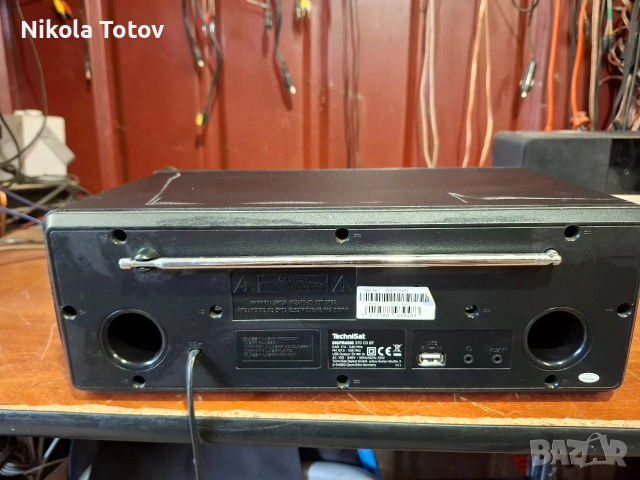 Продава де радио TechniSat. , снимка 5 - Радиокасетофони, транзистори - 54987923