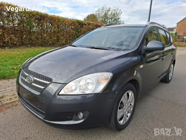 На Части Kia Ceed 1.6crdi 90к.с. Facelift 2011г. комби / SW, снимка 5 - Автомобили и джипове - 54863404