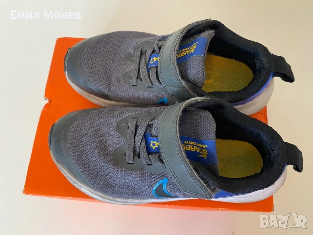 Детски маратонки Nike 28 номер, снимка 3 - Детски маратонки - 54040929