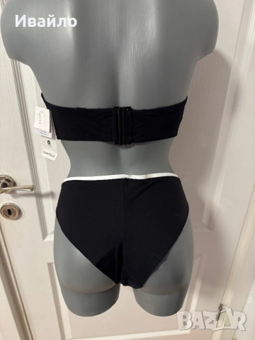 Чисто нов марков бански Chantelle – модел Bandeau с бял кант, снимка 5 - Бански костюми - 54487036