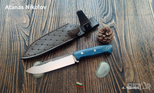 Нож от кована инструментална стомана Х12МФ- синя микарта, снимка 2 - Ножове - 54938202