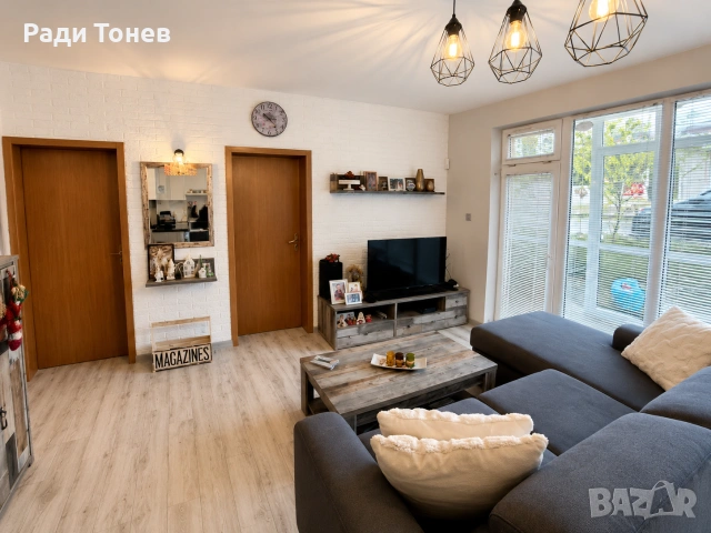 🏡 ПРОДАВА СЕ ПРОСТОРЕН ТРИСТАЕН АПАРТАМЕНТ С ВЕРАНДА В гр.СВЕТИ ВЛАС-област Бургас 🌊, снимка 5 - Апартаменти - 55004287