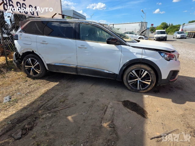 ***Продава на части*** 2 броя Peugeot 5008  , снимка 2 - Автомобили и джипове - 54720080