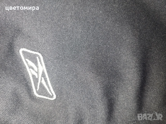 Reebok размер L, снимка 2 - Спортни дрехи, екипи - 55267960