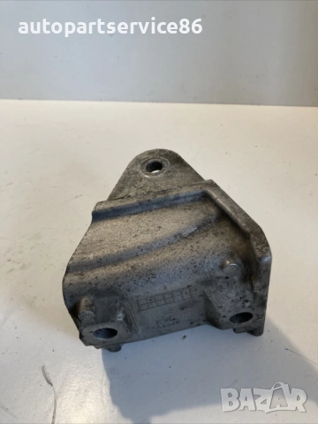 Конзола стойка за Mitsubishi Grandis 2.0 Di-D (2005) 302075