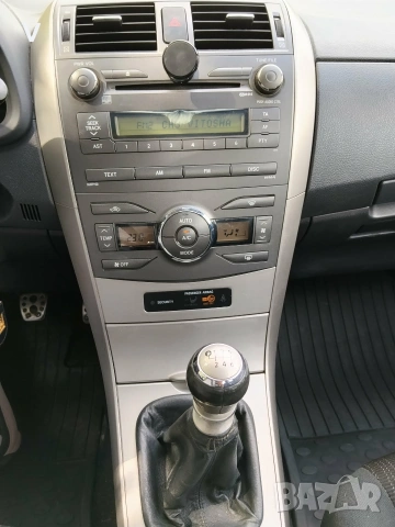 Toyota Corolla 2.0 D4D 126kw, снимка 13 - Автомобили и джипове - 54391255