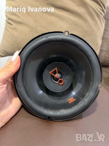 Тонколони JBL, снимка 3 - Аксесоари и консумативи - 54778051