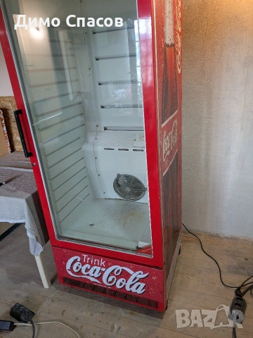 Продавам професионална хладилна витрина Coca Cola., снимка 2 - Витрини - 54238592