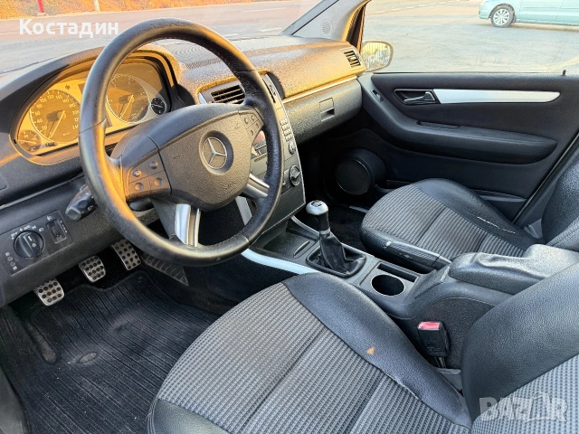 Mercedes-Benz B180 109к.с. Клима, снимка 6 - Автомобили и джипове - 55245080
