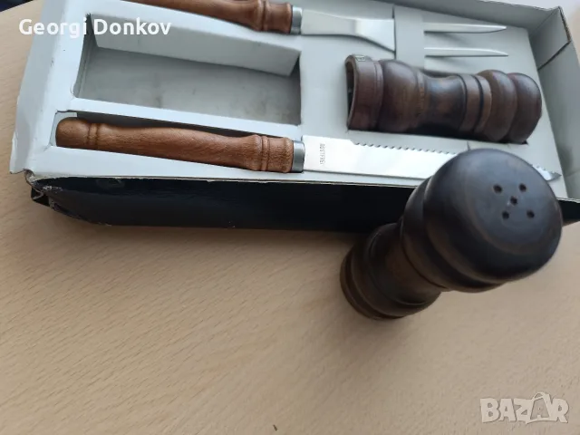 Ретро барбекю комплект за транжиране – Нож, вилица, мелничка и солница (Дърво) , снимка 2 - Други - 55420160