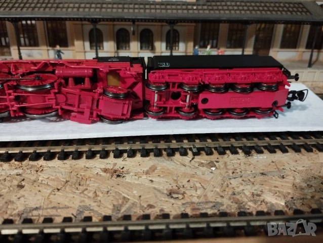 Парен локомотив Roco BR01 HO 1/87, снимка 14 - Колекции - 54396696