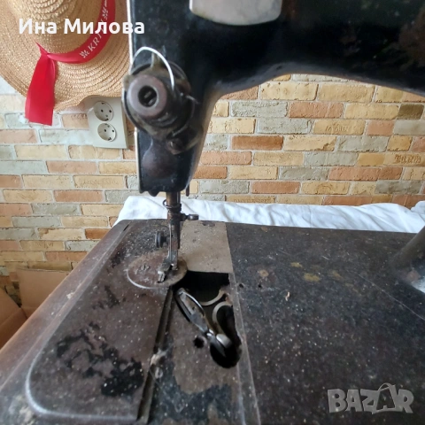 Ръчна шевна машина Singer, снимка 2 - Антикварни и старинни предмети - 54007147