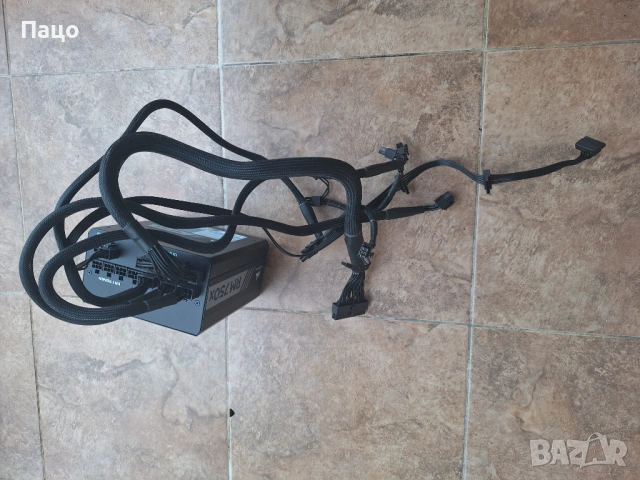 Corsair RM Series RM750 - 750W, снимка 5 - Захранвания и кутии - 54282343