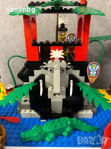 Lego Pirates  6264 Forbidden Cove, снимка 3 - Конструктори - 54495665