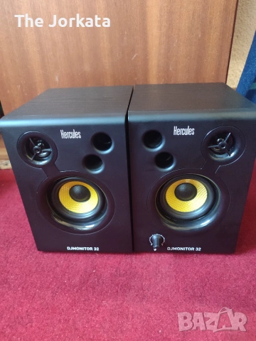 Alesis Multimix 8 USB FX , снимка 3 - Ресийвъри, усилватели, смесителни пултове - 55178670
