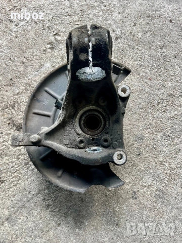 Шенкел главина Фолксваген Пасат VW Passat b6, снимка 3 - Части - 54385748
