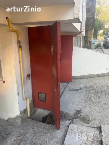 Отдавам Гараж, снимка 10 - Гаражи и паркоместа - 54824616