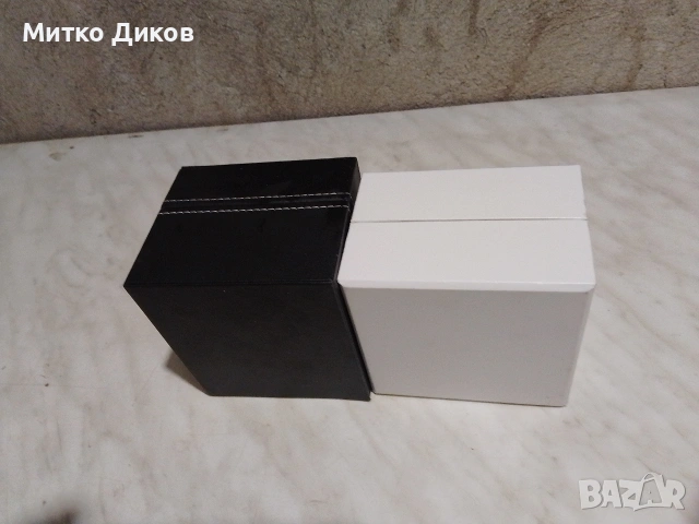 кутия за часовник Seiko и Lip нови с възглавнички и на Timex с книжка, снимка 9 - Други - 55145707