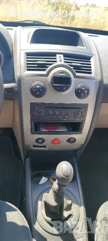 Продава се Renault Megan в отлично състояние, снимка 9 - Автомобили и джипове - 55591904
