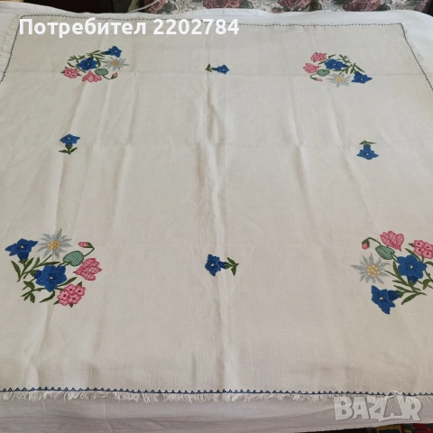 Покривки за маса с бродерии,покривка