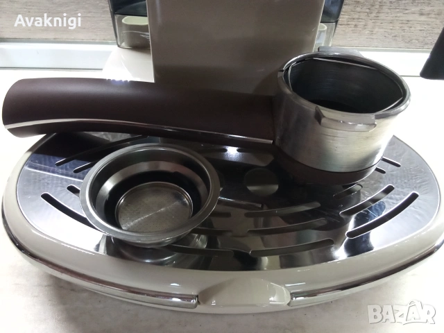 Изгодно!!! Кафемашина Delonghi Icona Vintage , снимка 6 - Кафемашини - 55176545