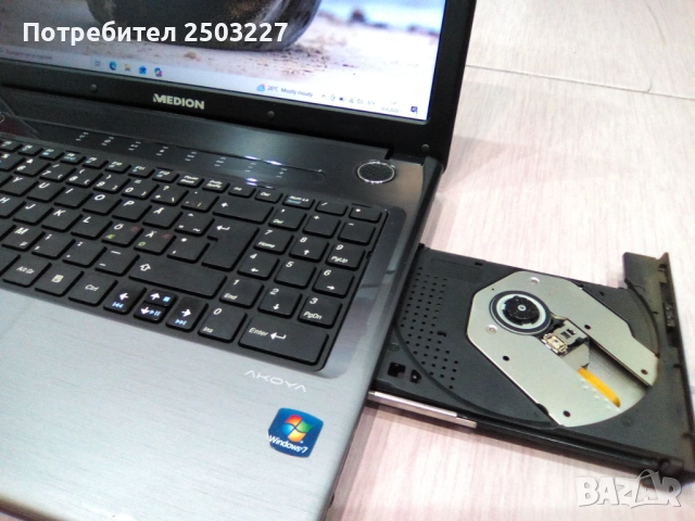 Лаптоп MEDION AKOYA Notebook E6222 - 2 процесора, снимка 8 - Лаптопи за дома - 54933712