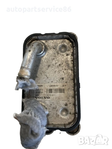 Охладител на масло за Volvo C70 2.4 Бензин (2008) 30751911