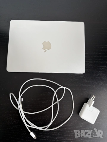 Apple Macbook Air 2022 M2 16 GB Ram Перфектен