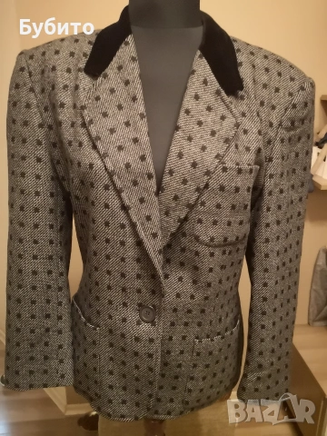 Escada , снимка 3 - Сака - 54763241