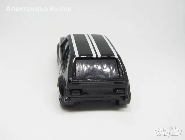 Стара Метална количка Volkswagen Golf GTI Maisto Мащаб 1:24, снимка 4 - Колекции - 55394753