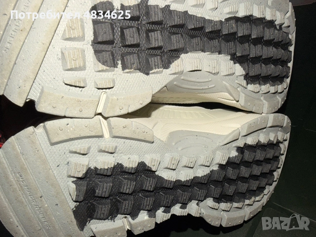Унисекс маратонки Nike Vomero 5 Zoom (бежово и бяло). Размер: EU 40 / UK 6. , снимка 5 - Маратонки - 55239102