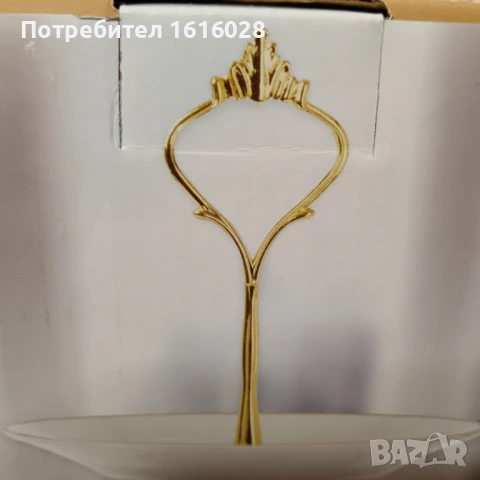 Нов порцеланов поднос - стойка за мъфини,сладки,бонбони и др. на три нива., снимка 6 - Аксесоари за кухня - 53962021