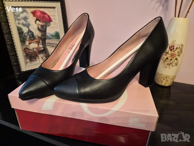 Нови Обувки - 39 номер, снимка 2 - Дамски обувки на ток - 54199169