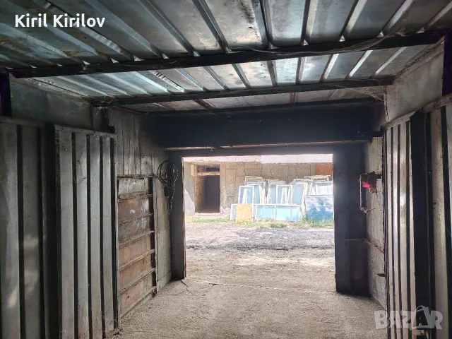 Продавам:Метален гараж , снимка 2 - Гаражи и паркоместа - 55613618
