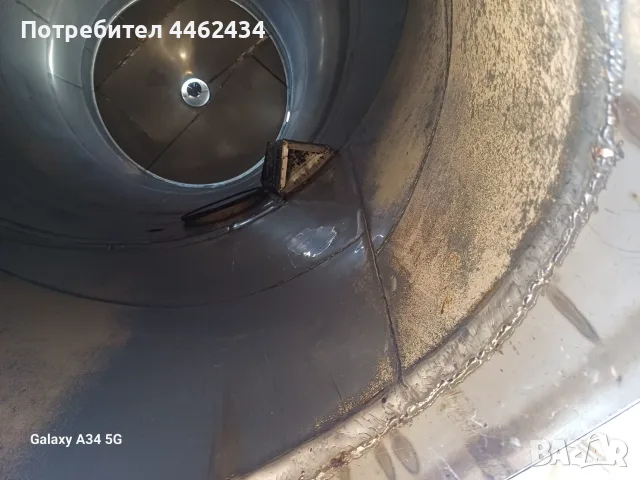 Цистерни Резервоари Силози от неръждаема стомана 39 куб 3 мм дебели, снимка 10 - Други машини и части - 55645152
